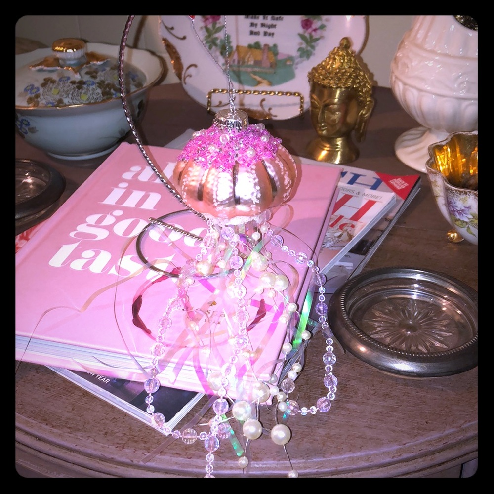 NWT Ashland glass collectible ornament